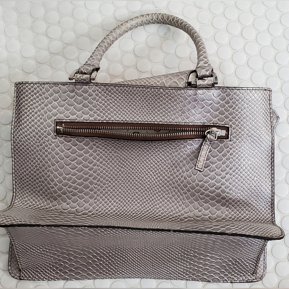 Vintage Guess purse - very good condition 👌 - Picture 2 of 3